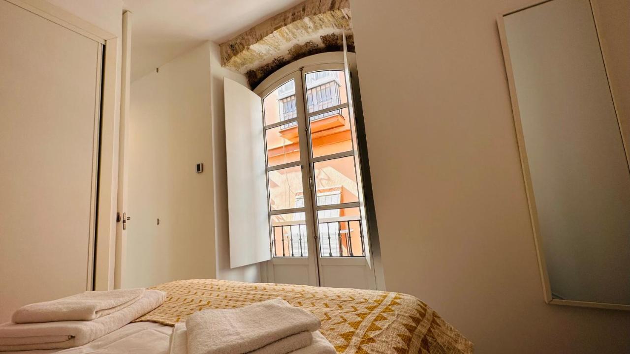 Apartamentos Gadir Centro Cádiz Exterior foto